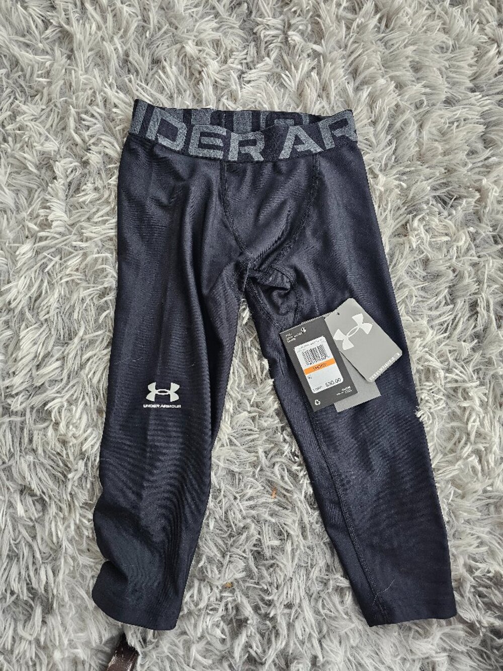 Under Armour youth tights 3/4 length